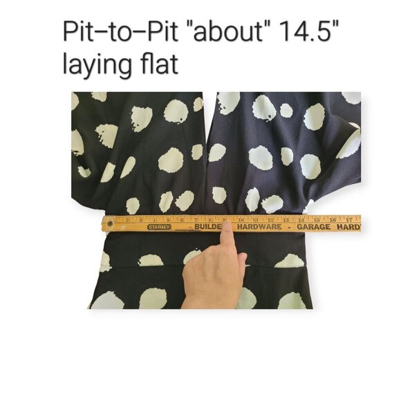 B&W Spotted Statement keyhole neck wide sleeve maxi dress size S NWT - Picture 7 of 14